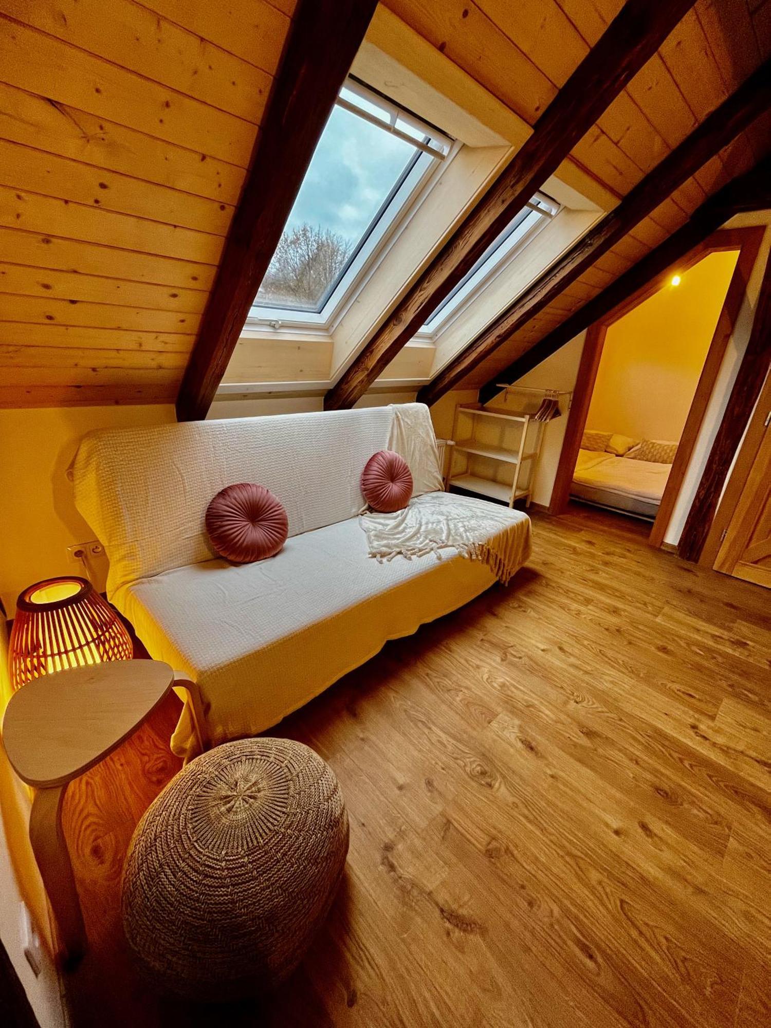U Nas Ve Lhote - / Country house Borotin